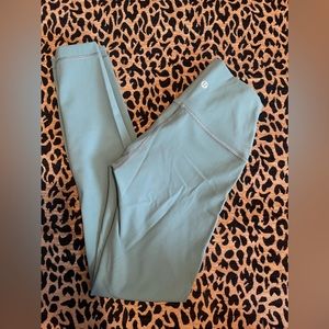 Lululemon wunder under high rise